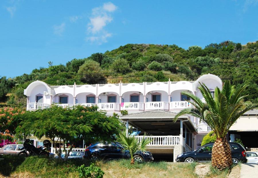 Hotel Olympiada Vrachos Exterior foto